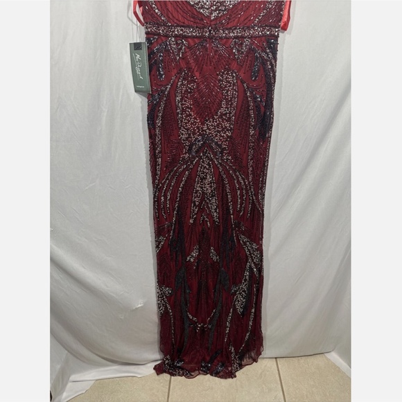 NWT $598 Mac Duggal [ 12 ] Intricate Beaded V-Neck High Slit Gown Burgundy‎ Red - Picture 14 of 15
